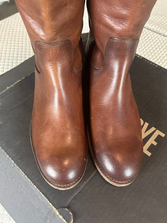 Frye Shoes - Frye ladies boots size 6.5 NWT